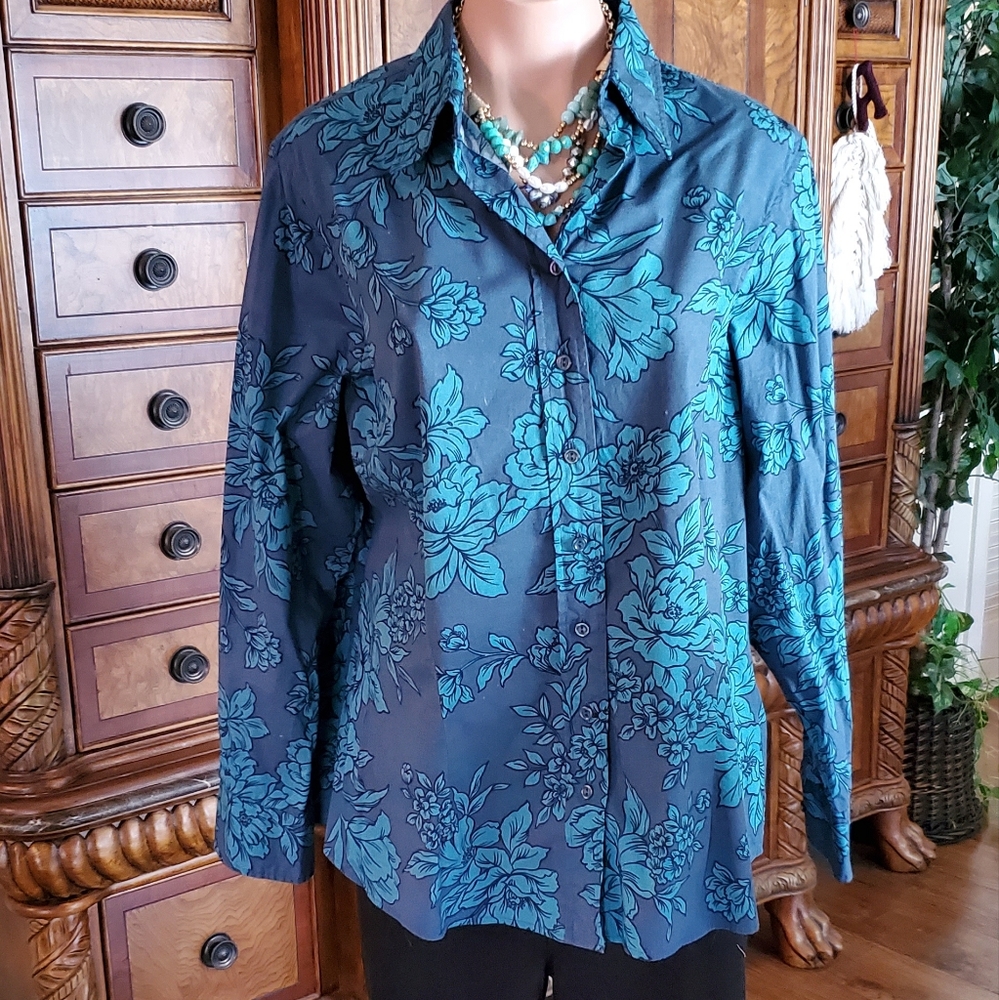 Coldwater Creek wrinkle free Button Down Shirt     #0986